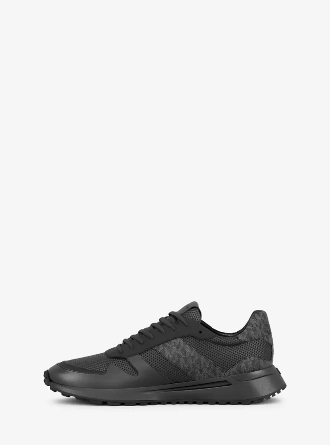 Dax Mixed-Media Trainer