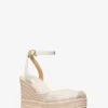 Espadrile cu platformă din jacquard cu logo Larissa Espadrile cu platformă din jacquard cu logo Larissa