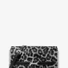 Geantă crossbody convertibilă Carson mare cu imprimeu leopard din păr de vițel Geantă crossbody convertibilă Carson mare cu imprimeu leopard din păr de vițel