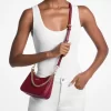 Geantă crossbody convertibilă Jet Set Travel din piele granulată Geantă crossbody convertibilă Jet Set Travel din piele granulată