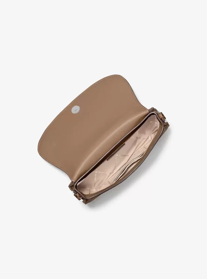 Geantă crossbody convertibilă Mila cu model șarpe în relief Geantă crossbody convertibilă Mila cu model șarpe în relief