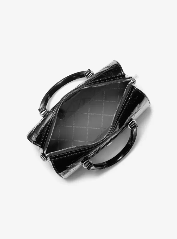 Geantă crossbody Jet Set medie cu logo în relief și logo patentat Geantă crossbody Jet Set medie cu logo în relief și logo patentat