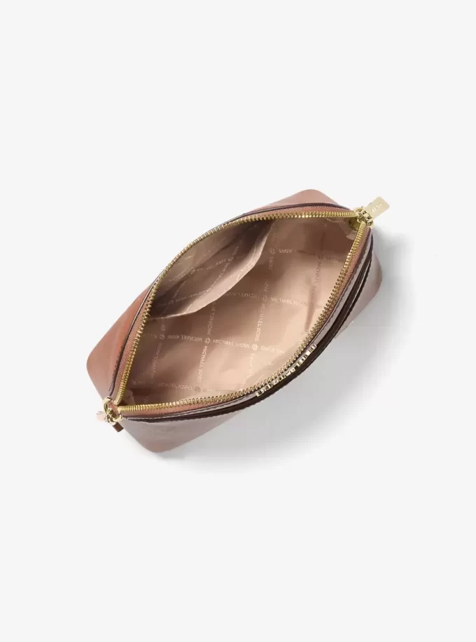 Geantă crossbody medie Jet Set Travel Dome Geantă crossbody medie Jet Set Travel Dome