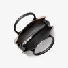 Geantă crossbody medie Mercer din piele granulată Geantă crossbody medie Mercer din piele granulată
