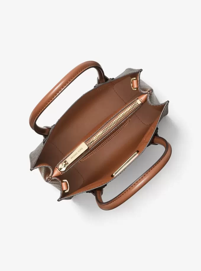 Geantă crossbody Mercer medie cu logo și piele, tip acordeon Geantă crossbody Mercer medie cu logo și piele, tip acordeon