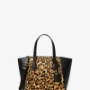 Geantă crossbody mică Taryn cu imprimeu leopard și păr de vițel, convertibilă