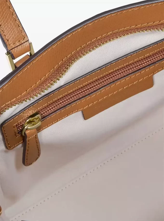 Geantă crossbody mică Taryn cu logo și piele