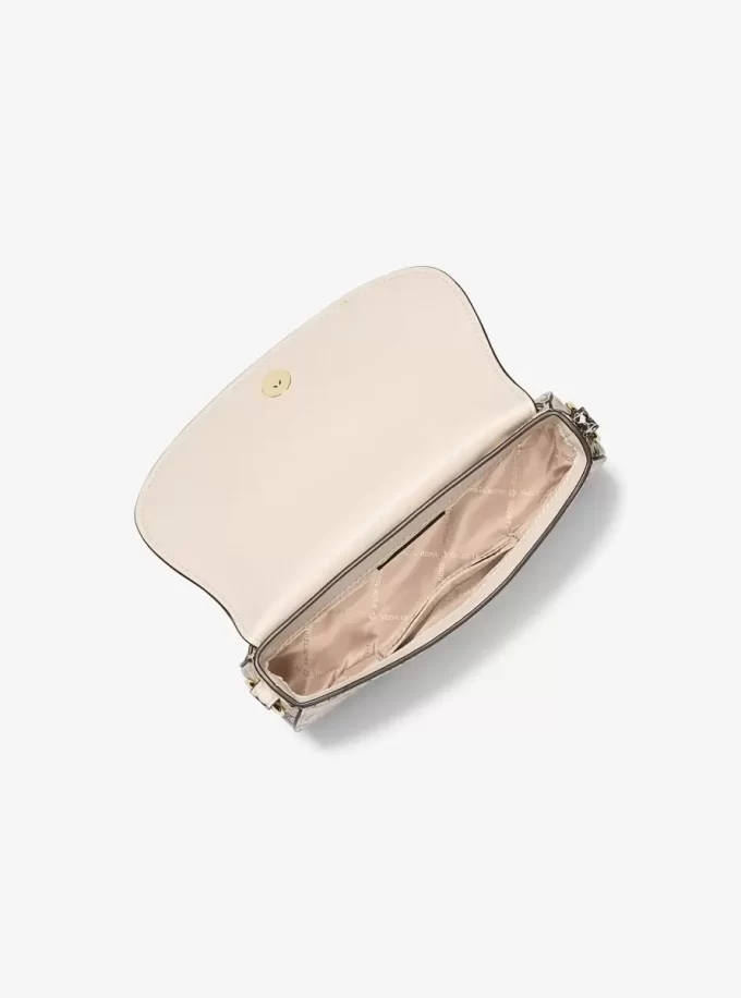 Geantă crossbody Mila cu imprimeu șarpe mic în relief Geantă crossbody Mila cu imprimeu șarpe mic în relief
