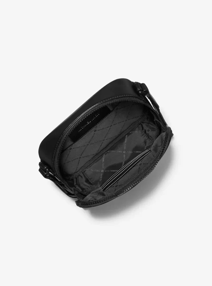 Geantă crossbody pufoasă Brooklyn