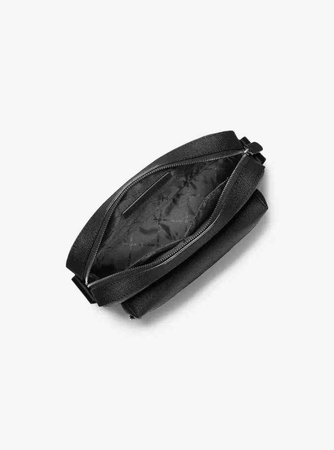 Geantă crossbody texturată Hudson cu logo-ul semnăturii
