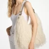 Geantă de umăr Nolita mare din piele ecologică de shearling Geantă de umăr Nolita mare din piele ecologică de shearling
