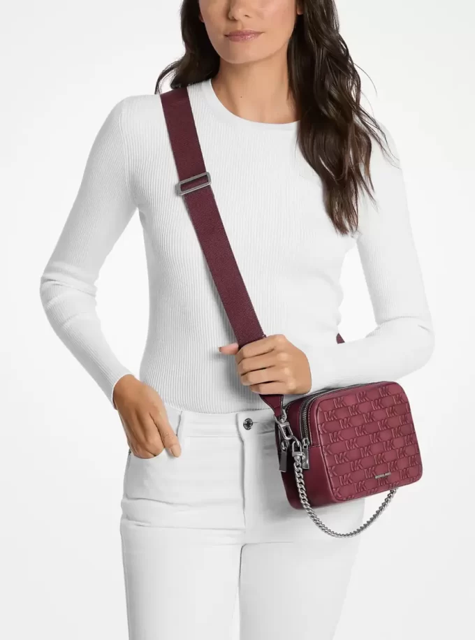 Geantă medie Bryant din piele lustruită, model crossbody Geantă medie Bryant din piele lustruită, model crossbody