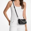 Geantă mică crossbody Carmela din piele cu pietriș Geantă mică crossbody Carmela din piele cu pietriș