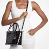 Geantă tote convertibilă Jet Set extra-small cu logo-ul patentat în relief