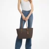 Geantă tote mare Quinn cu logo și piele Geantă tote mare Quinn cu logo și piele