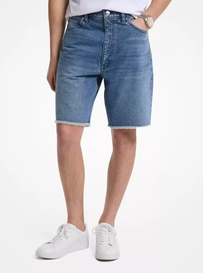 Pantaloni scurți din denim zdrențuiți