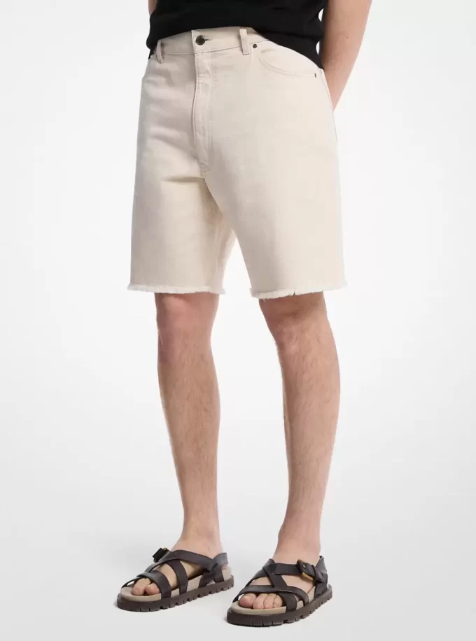Pantaloni scurți din denim zdrențuiți