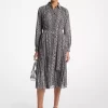 Rochie-cămașă plisată cu imprimeu de șarpe din Georgette Rochie-cămașă plisată cu imprimeu de șarpe din Georgette
