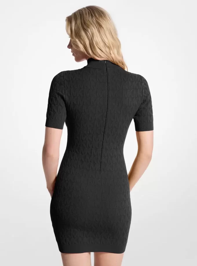 Rochie cu guler fals din tricot jacquard cu logo Rochie cu guler fals din tricot jacquard cu logo