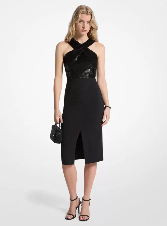 Rochie cu halter din crep și paiete Rochie cu halter din crep și paiete