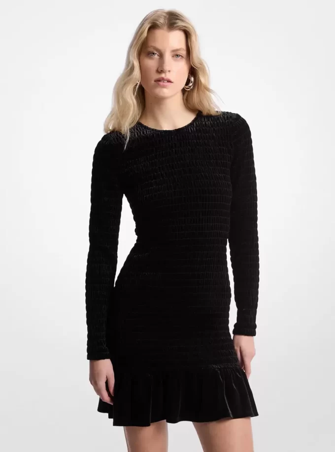 Rochie din catifea elastică cu smocuri Rochie din catifea elastică cu smocuri