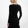 Rochie din catifea elastică cu smocuri Rochie din catifea elastică cu smocuri