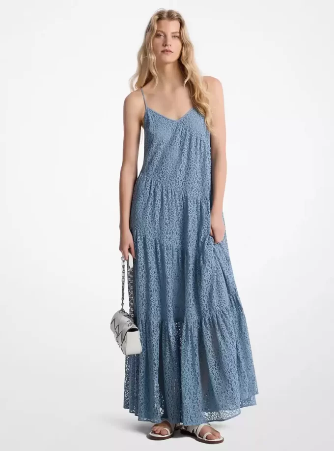 Rochie lejeră cu imprimeu floral și dantelă Rochie lejeră cu imprimeu floral și dantelă
