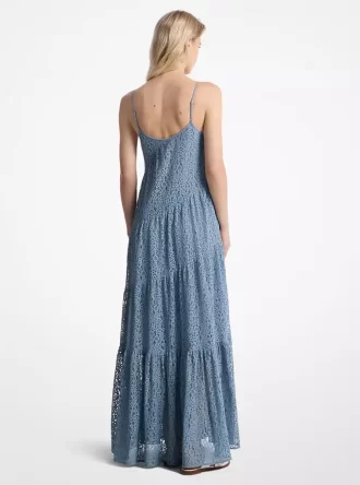 Rochie lejeră cu imprimeu floral și dantelă