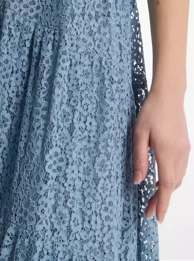 Rochie lejeră cu imprimeu floral și dantelă Rochie lejeră cu imprimeu floral și dantelă