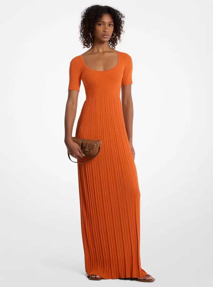 Rochie midi tricotată elastică cu nervuri Rochie midi tricotată elastică cu nervuri