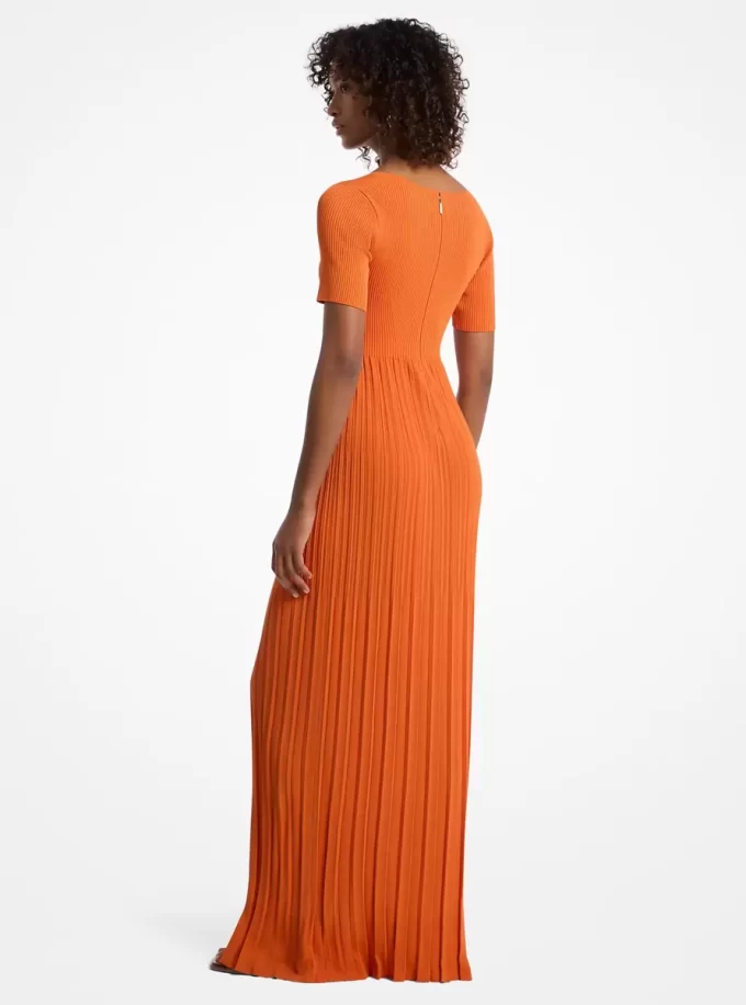 Rochie midi tricotată elastică cu nervuri Rochie midi tricotată elastică cu nervuri