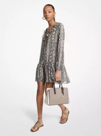 Rochie mini cu volane din georgette și imprimeu șarpe