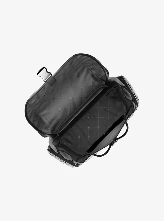 Rucsac Cooper mediu cu logo metalic în relief Rucsac Cooper mediu cu logo metalic în relief