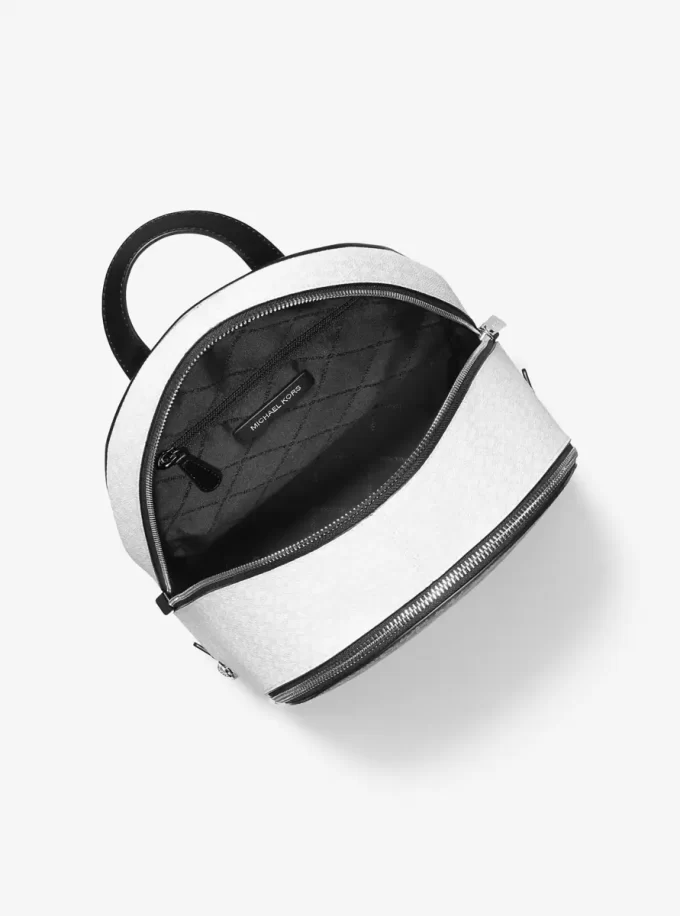 Rucsac Rhea mediu cu logo metalic Rucsac Rhea mediu cu logo metalic