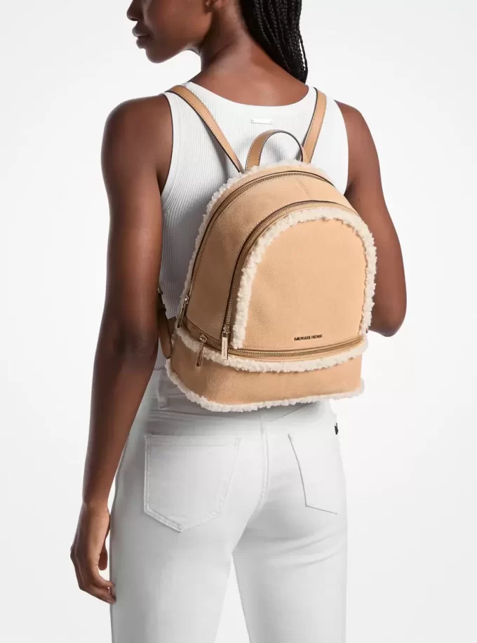 Rucsac Rhea mediu din piele întoarsă și shearling artificial