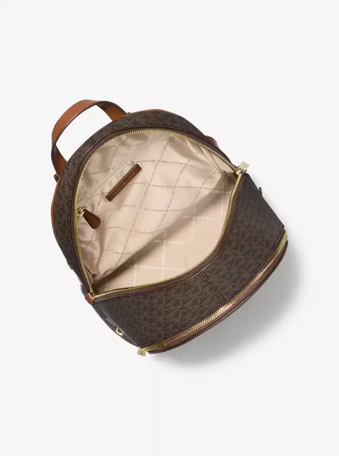 Rucsac Rhea Medium cu logo-ul semnăturii
