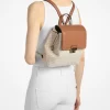 Rucsac Tribeca mic cu logo-ul semnăturii Rucsac Tribeca mic cu logo-ul semnăturii